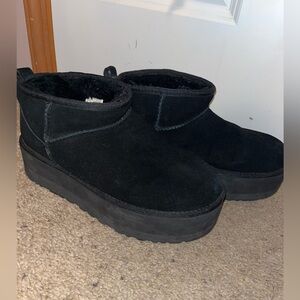 Platform UGG boots women’s size 10